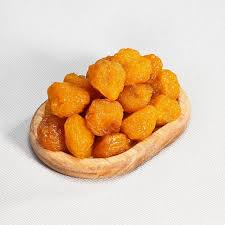 آلو بخارا طعم اصیل خراسان